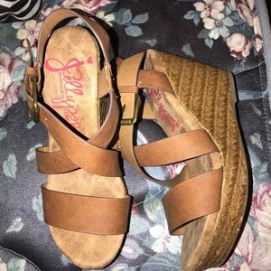 Brown wedges